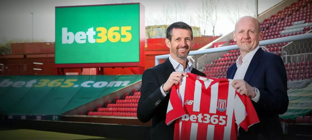 bet365 英国ストークシティFCのスポンサー